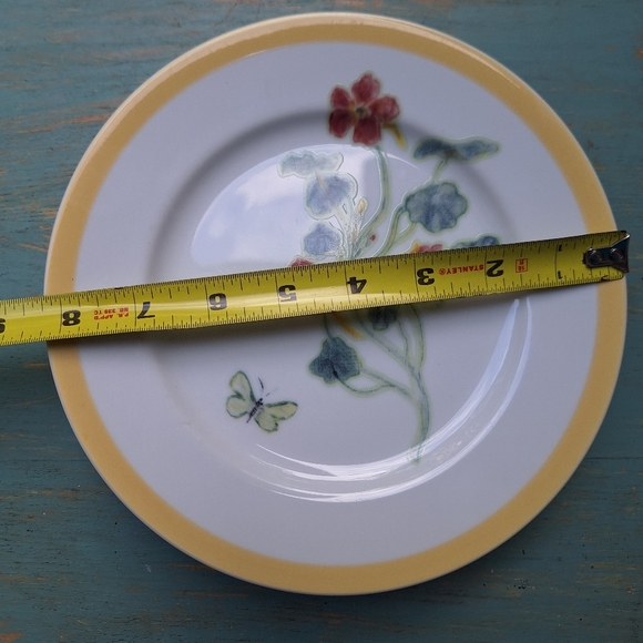 2 Salad Plates Flowering Herbs Williams Sonoma Butterfly Bumblebee Honey Bee Set - Picture 12 of 15